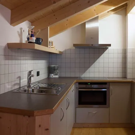 Ciasa Medalghes Villa Sankt Martin im Turm Buitenkant foto