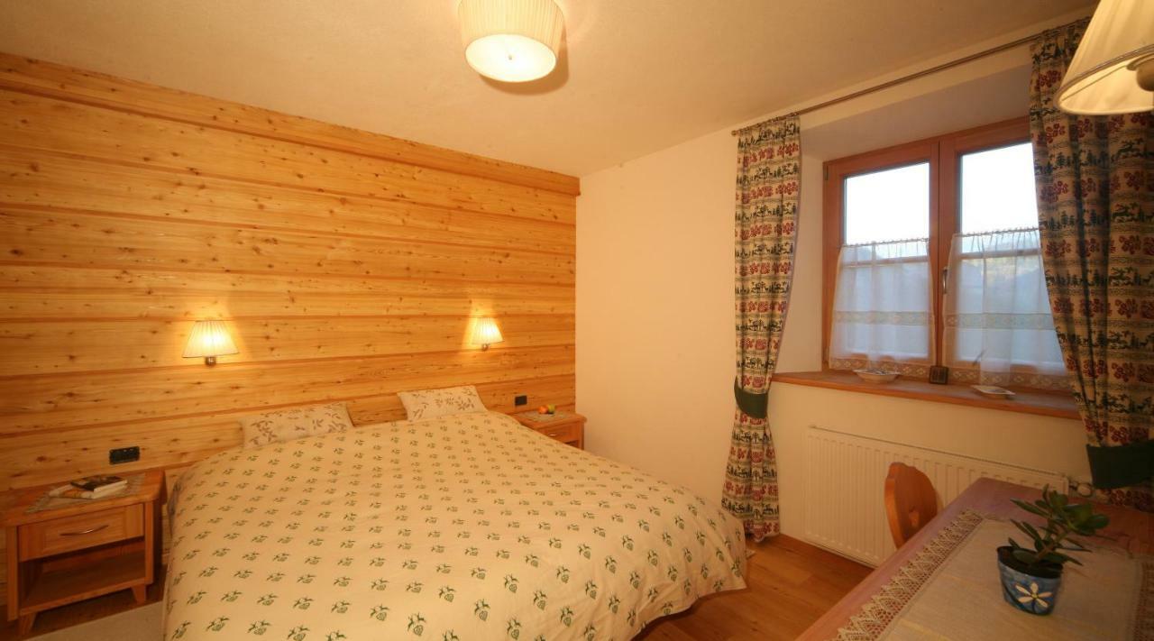 Ciasa Medalghes Farm stay *